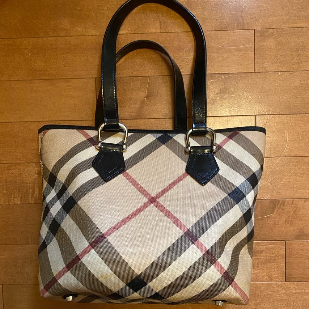 Burberry Nova Purse